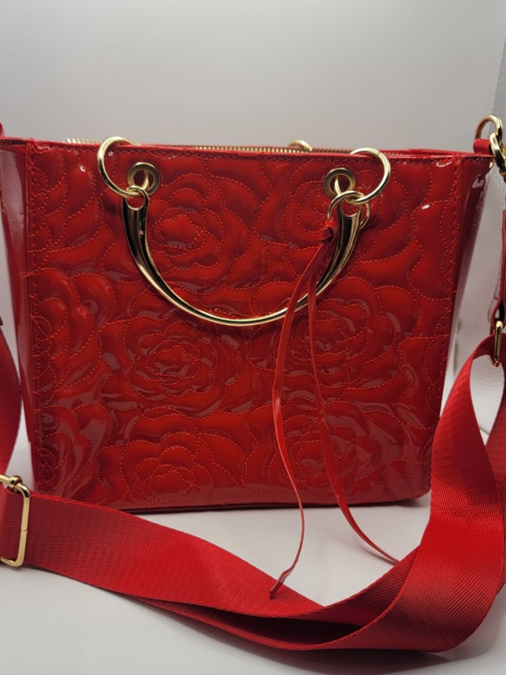 Glossy Rose‑Pattern Shoulder Bag
